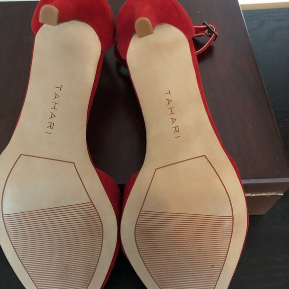 Tahari red ankle strap heels size 8 - NEW - Picture 4 of 4